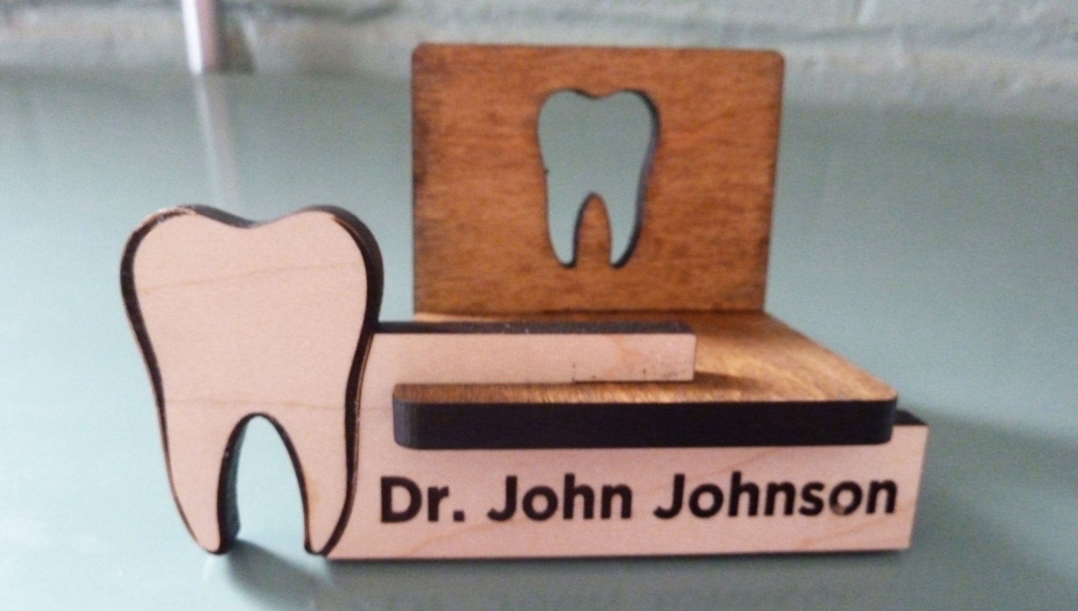 Dentist Business Card Holder - Personalized and Adjustable