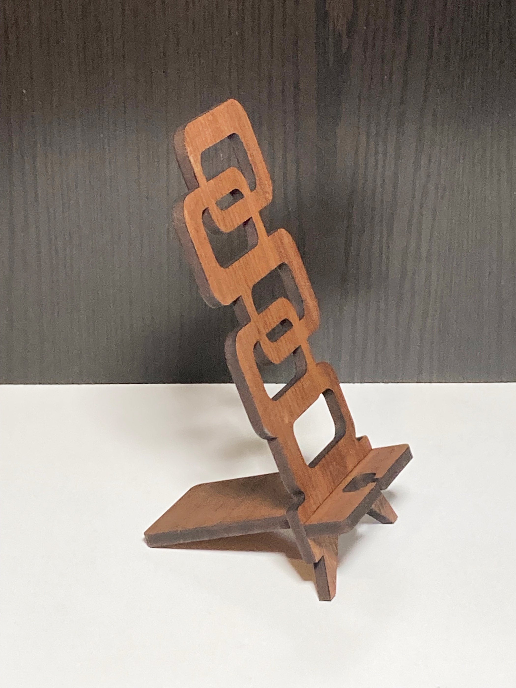 The Martin Retro Phone Stand/Docking Station